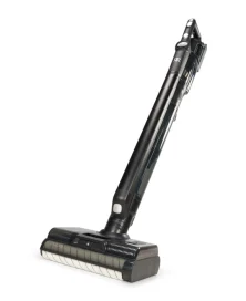 rv_r70studiophotos_3qllowherowet-2